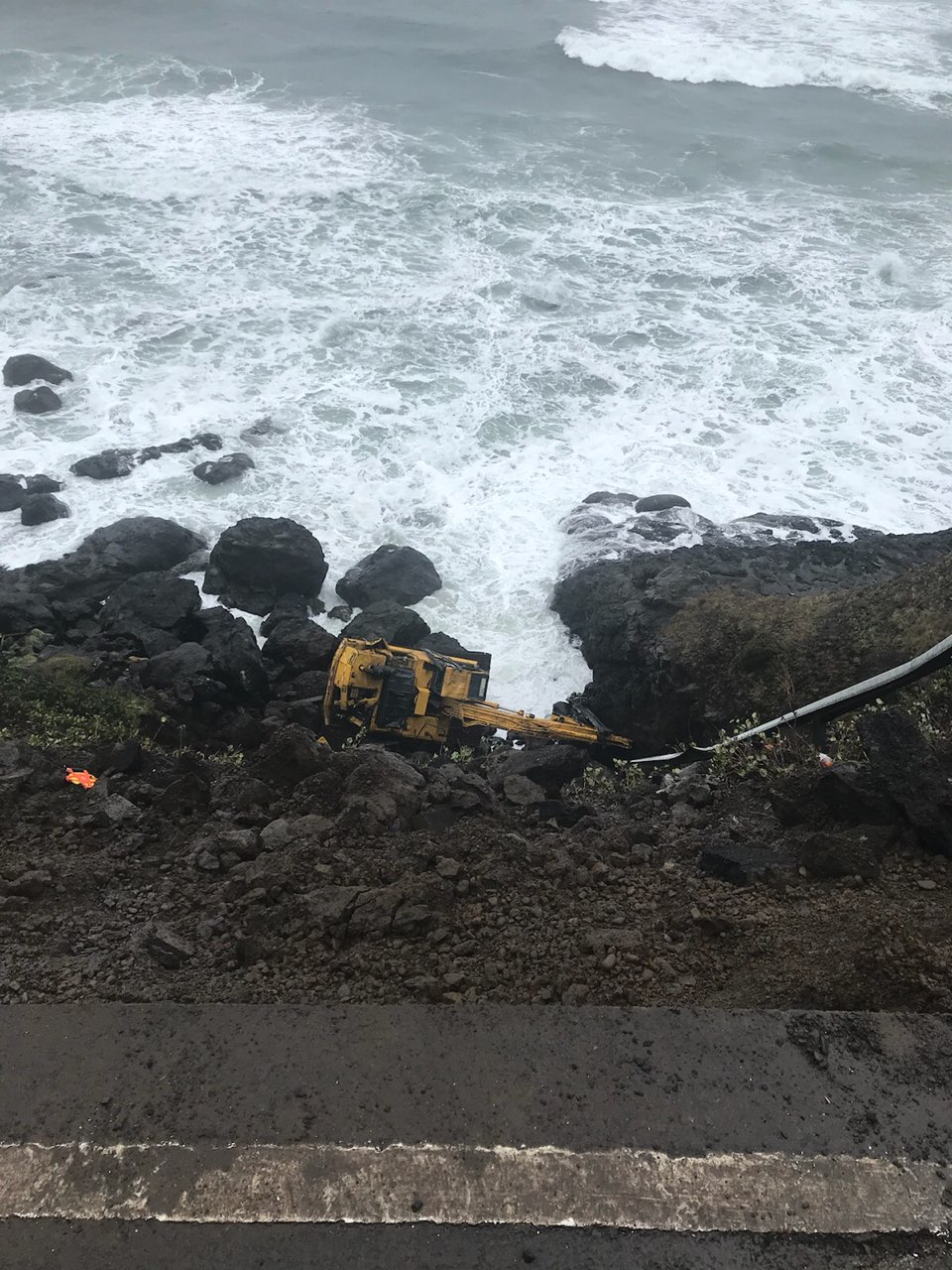 You are currently viewing UPDATE: U.S. 101 repair closes road 7 a.m. to 7 p.m.